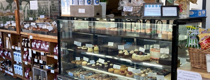 Lulu’s Bakery And Pantry is one of Bakery.