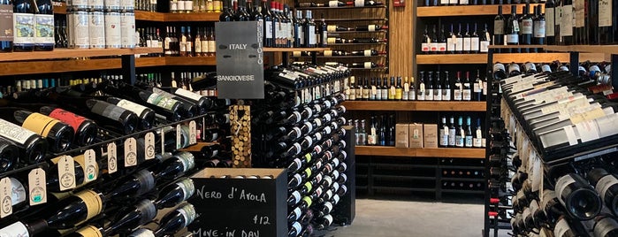 Social Wines is one of Beer and wine stores.