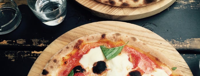 Margherita is one of Pizza in Paris.