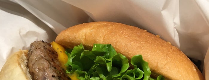 Freshness Burger is one of 【【電源カフェサイト掲載3】】.