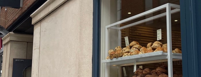 The Cornish Bakery is one of Lugares favoritos de Mike.