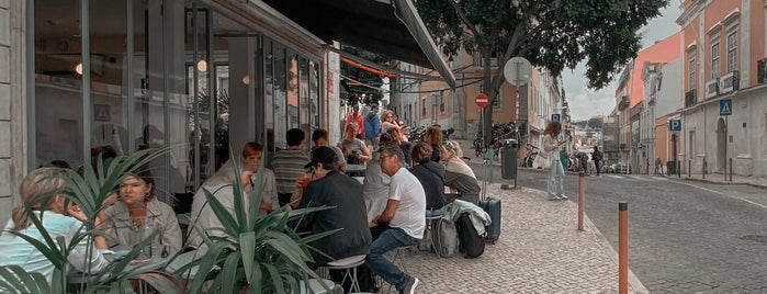 Heim Cafe is one of Tips for Lisboa.