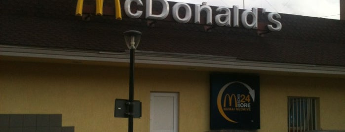 McDonald's is one of สถานที่ที่ Thomas ถูกใจ.