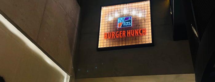 Burger Hunch is one of Burgers / Riyadh.