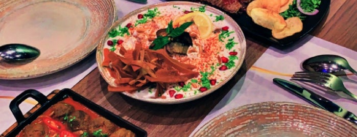 Ekleel Restaurant is one of ابها البهيه.