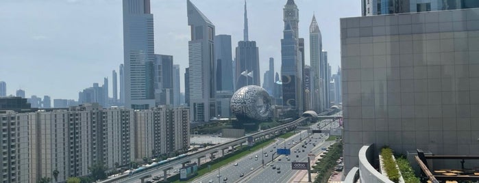 Fairmont Dubai is one of Must Visit Dubai #4sqCities.