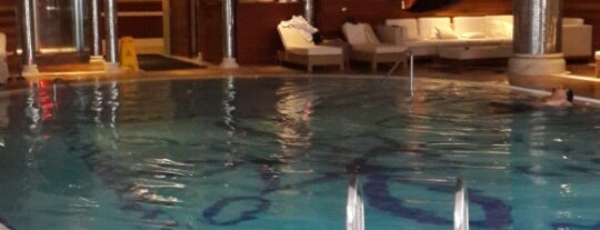 Limak Thermal Hotel Swimming Pool is one of Posti che sono piaciuti a Leman.