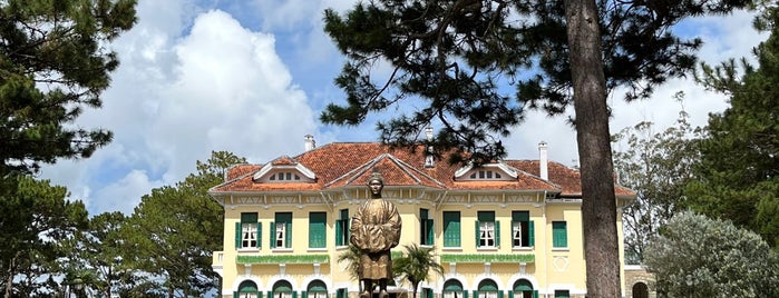 Dinh 1 Dalat (King  Palace) is one of Đà Lạt Places.