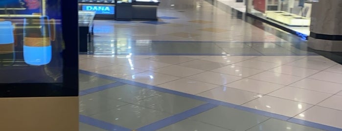 Al Othaim Mall is one of Boshraさんのお気に入りスポット.