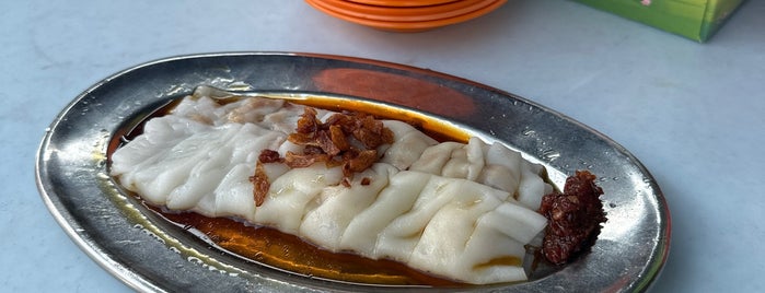 Phang Key Restaurant (潘记包绞点心) is one of KL.