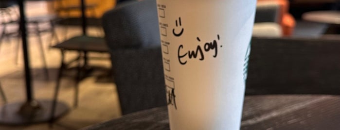 Starbucks is one of Zurich🇨🇭.