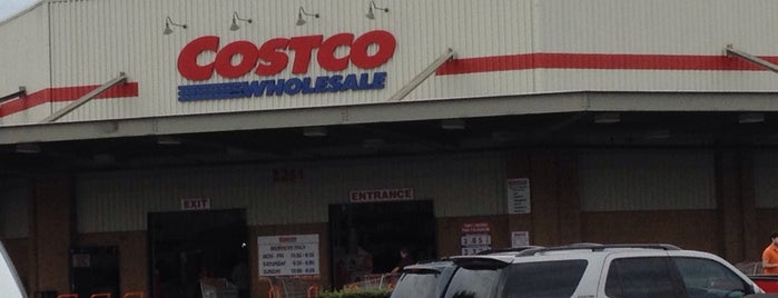 Costco is one of Tempat yang Disukai Justin.