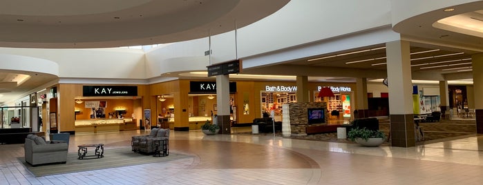 SouthPark Mall is one of Old Malls.