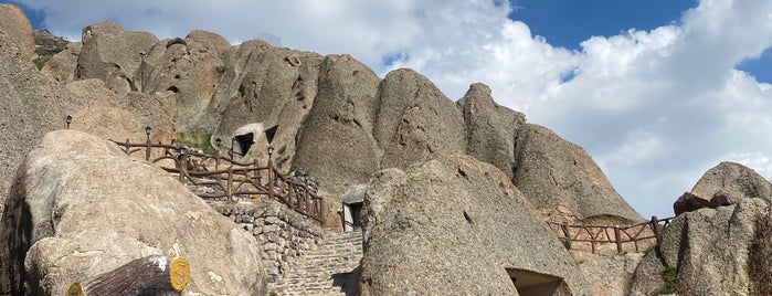 Laleh Kandovan Rocky Hotel is one of Hotels.