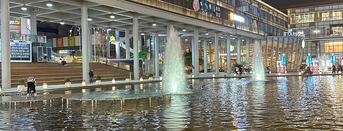 Tianyi Square is one of Lieux qui ont plu à SUPERADRIANME.