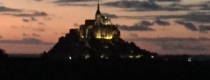 Monte Saint-Michel is one of France.