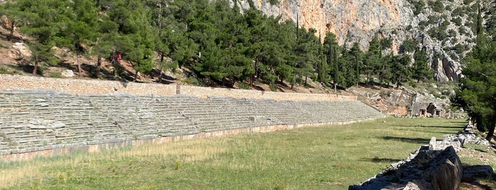 Antikes Stadion von Delphi is one of Arachova1.