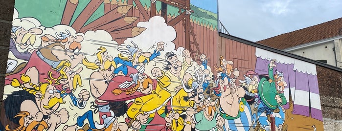 Mural Art - Asterix is one of Bruxelas.