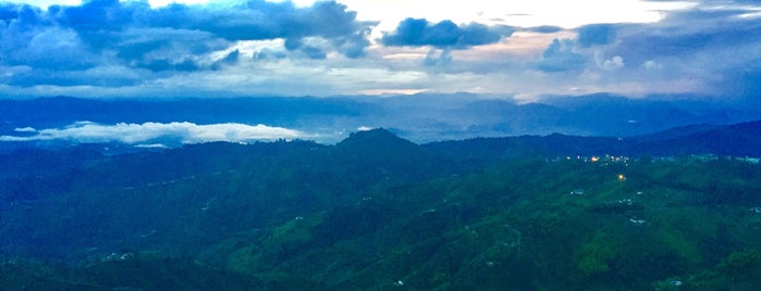 Tempat yang Disukai Mariana