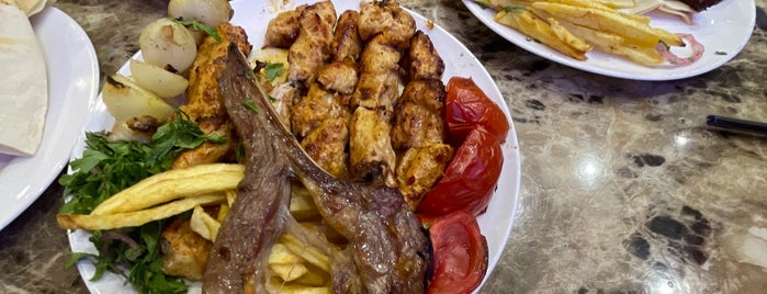 Nawrah Hamah is one of المطاعم المفضلة..