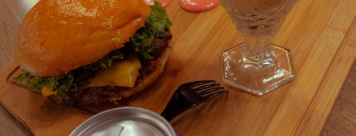 Massif Burger is one of 2024.