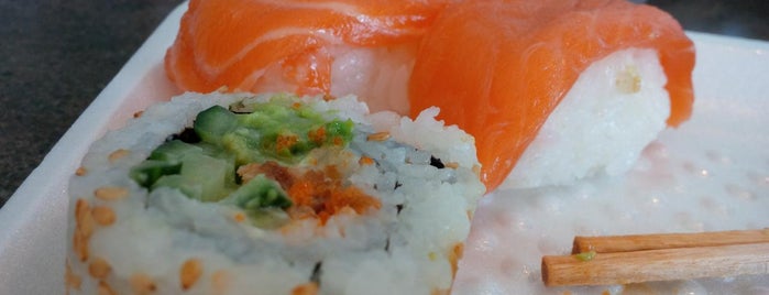 Sushi-Ya is one of Locais curtidos por Ryan.