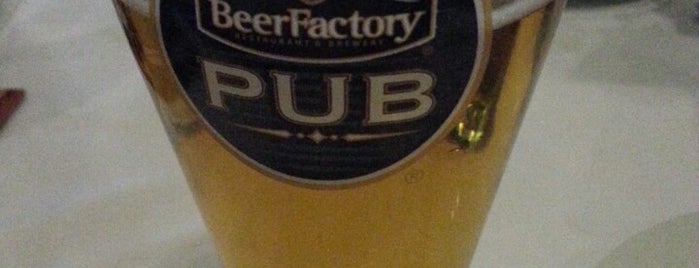 Beer Factory is one of สถานที่ที่ Karla ถูกใจ.