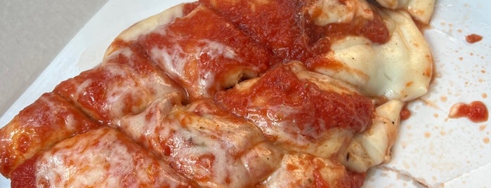 Pizzeria Spontini is one of dolci momenti.