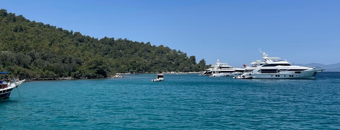 Amanrüya Beach Club is one of Bodrum.