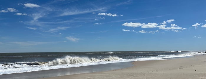 Assateague National Island Seashore Entrance Station is one of Marinas Beaches Water Spots.