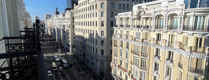 Hotel NH Collection Madrid Gran Vía is one of Hotels.