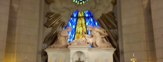 Parroquia "Sagrada Familia" is one of Christian : понравившиеся места.