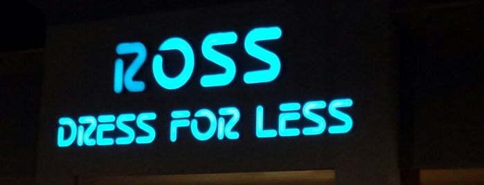 Ross Dress for Less is one of Kyraさんのお気に入りスポット.