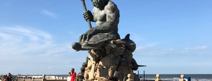 The King Neptune Statue is one of สถานที่ที่ Tamara ถูกใจ.