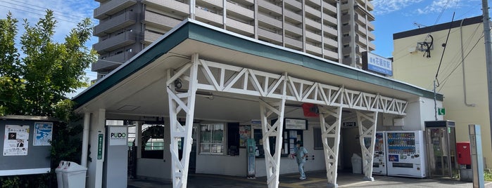 Kashiikaen-mae Station is one of 福岡県の私鉄・地下鉄駅.
