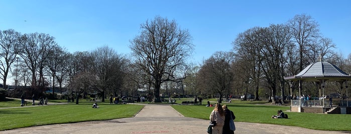 Alexandra Gardens is one of London.
