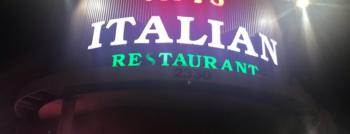 Ari's Italian Restaurant is one of Restaurants.