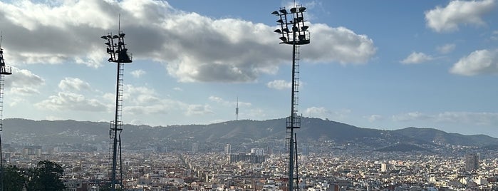 Piscina Municipal de Montjuïc is one of Gespeicherte Orte von Harrison.