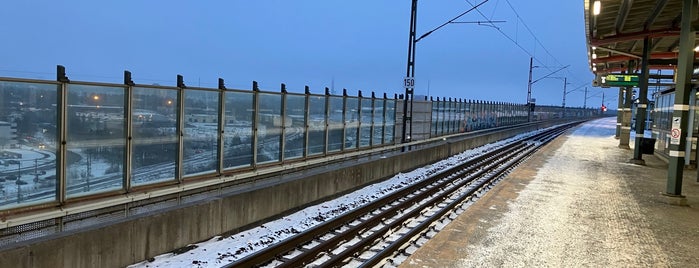 Södertälje Syd (J) is one of Trainstations.