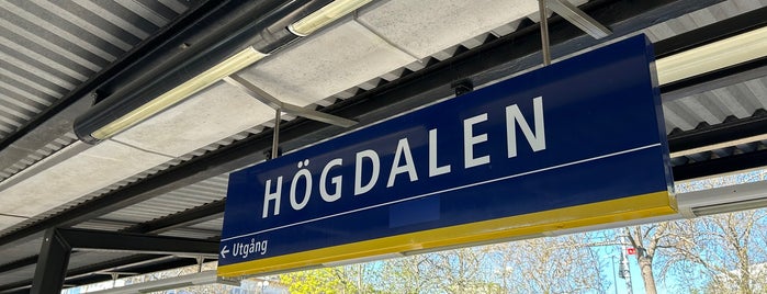 Högdalen T-bana is one of Stockholm T-Bana (Tunnelbana/Metro/U-Bahn).