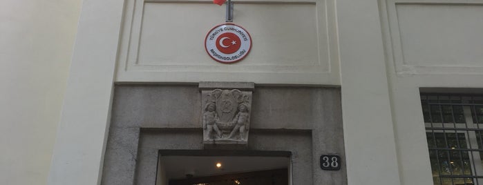 Consolato Generale di Turchia is one of Serdar😋: сохраненные места.