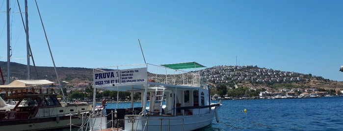 Classic Efes Beer Cafe is one of Aykut'un Beğendiği Mekanlar.