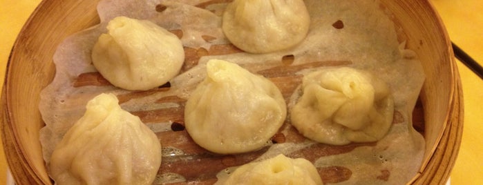 I Dumpling is one of Food: Chinese.
