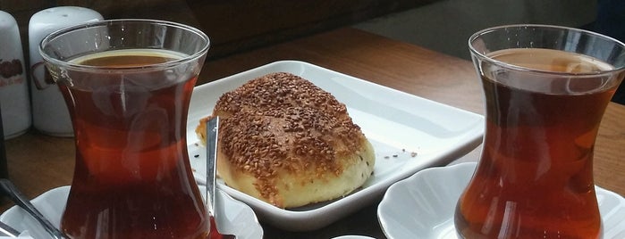 İmren Cafe & Kahvaltı Salonu is one of Turgutlu: Cafè & Restaurant.