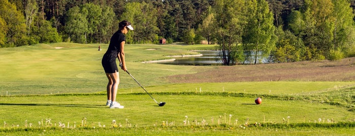 Golfpark Schloss Wilkendorf is one of BER Golf.