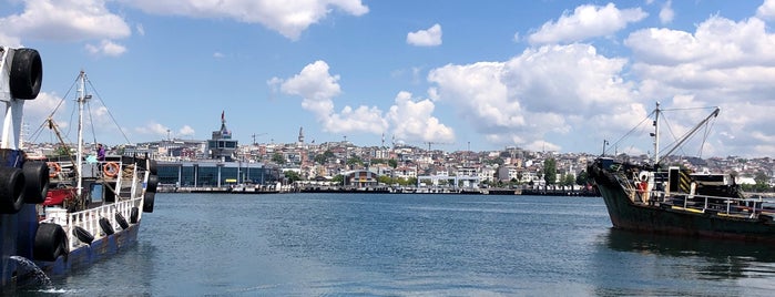 Yenikapi Limani is one of kk.