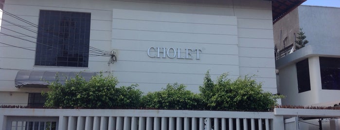 Cholet Maison is one of Clientes.