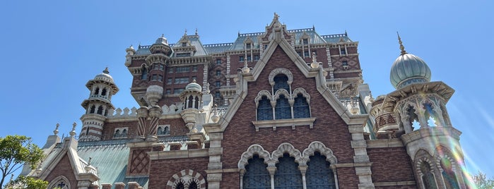 Tower of Terror is one of Tokyo.