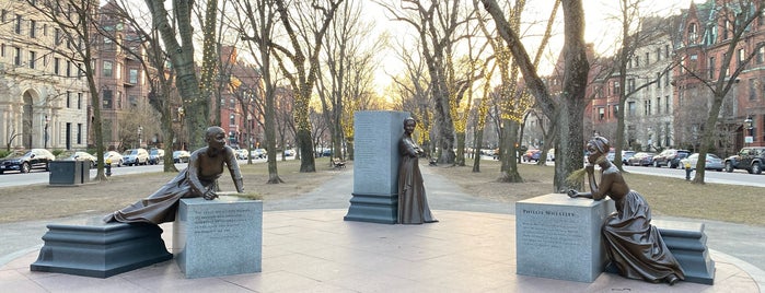 Boston Women's Memorial is one of Tempat yang Disukai Louisa.