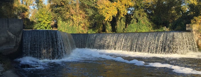 Київський водоспад is one of разное в Киеве.